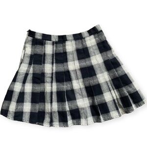 OK Sister Plaid Pleated Mini Skirt Skort Women’s Medium Navy Blue and White